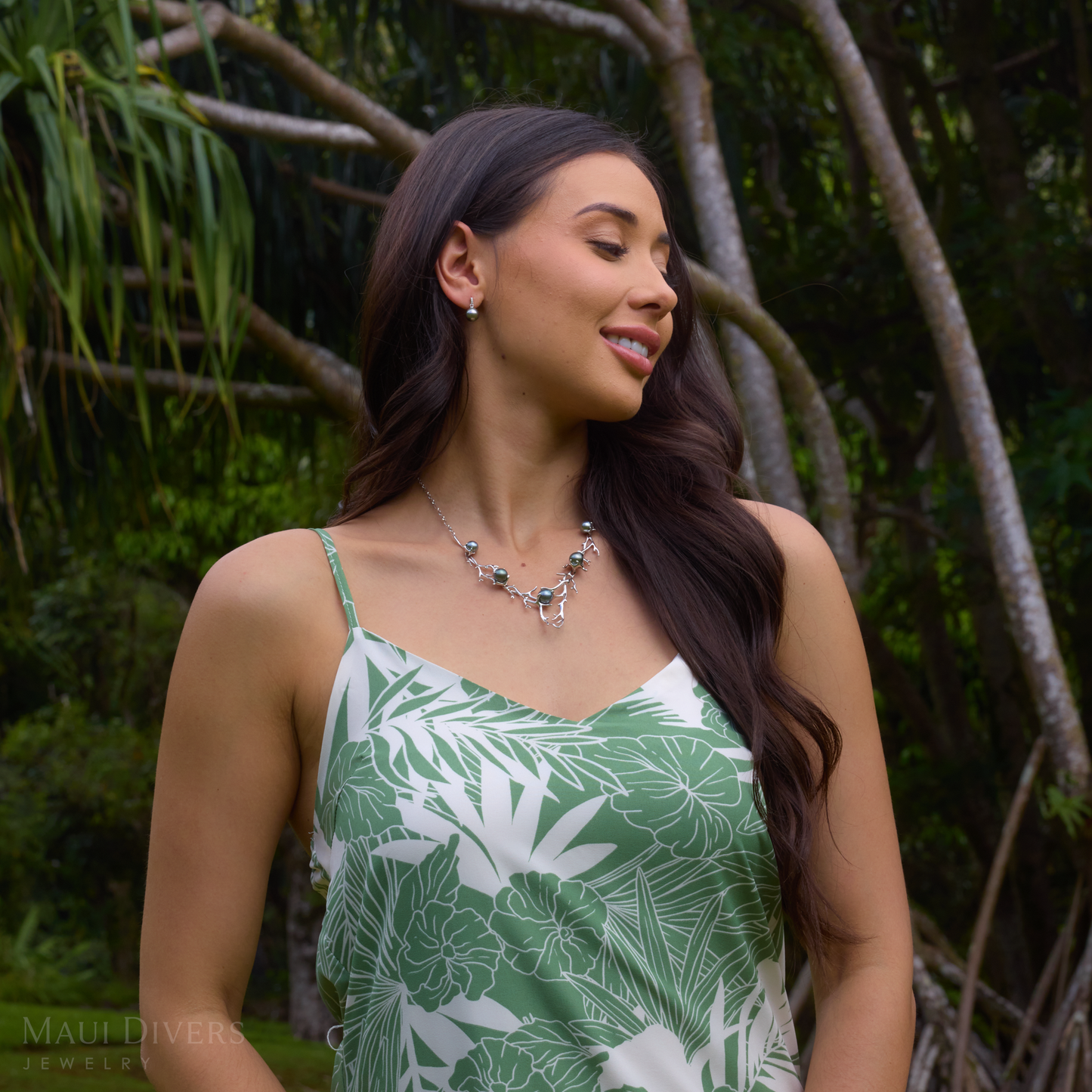 16-18" Adjustable Heritage Tahitian Pearl Necklace in White Gold