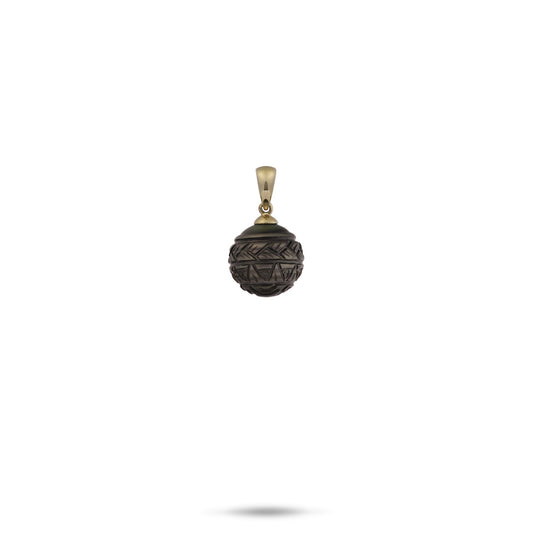 Carved Tahitian Black Pearl Pendant in Gold- 13-16mm