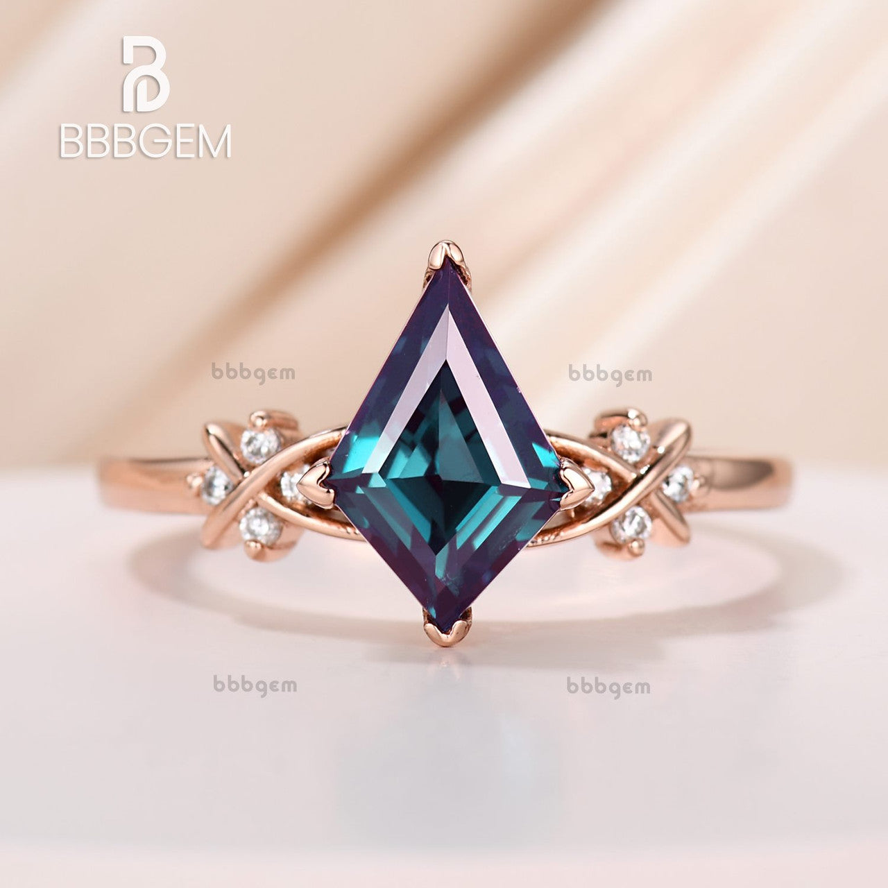 14K Rose Gold Kite Cut Alexandrite Engagement Ring Vintage Bridal Anniversary Gift For Her