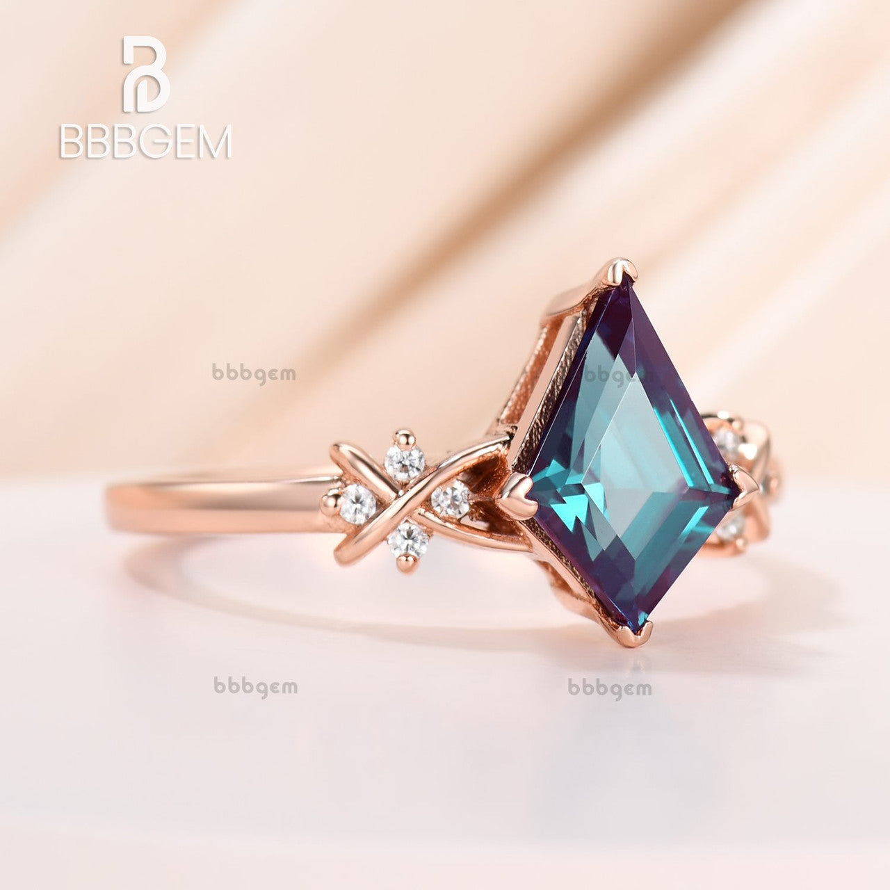 14K Rose Gold Kite Cut Alexandrite Engagement Ring Vintage Bridal Anniversary Gift For Her