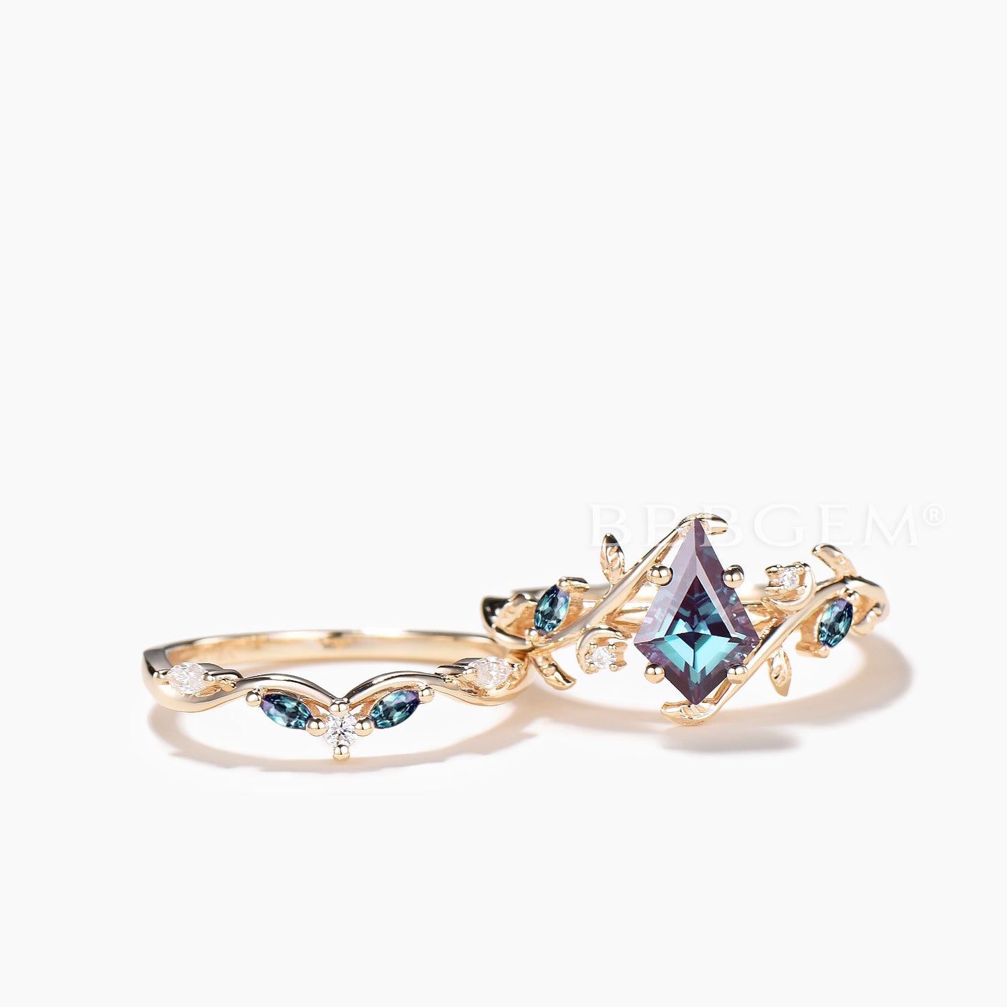 Kite Cut Color-change Alexandrite Wedding Ring Diamond Nature Inspired Ring Set