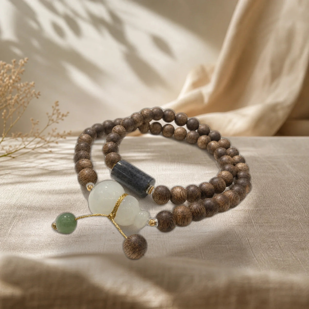 Kynam agarwood Hetian jade gourd bracelet side view