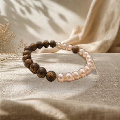 Kynam agarwood pearl bracelet side view